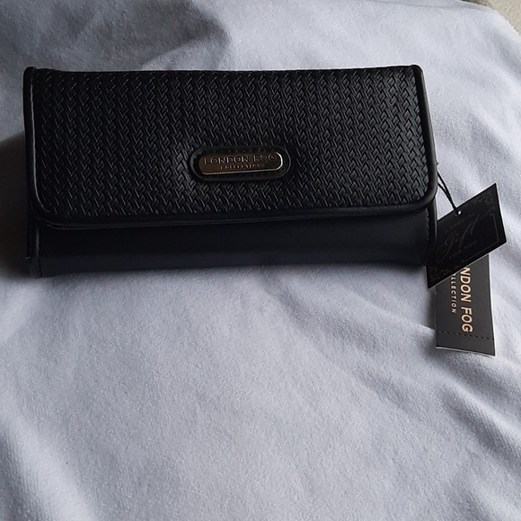 New London Fog Collection Wallet - Picture 7 of 15